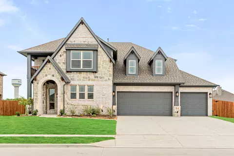805 Driftwood Ln, Nevada, TX 75173