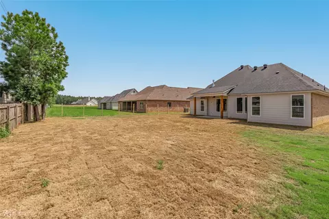 Exterior - 123 Sitka Loop, Haughton, LA 71037 photo 2 of 3