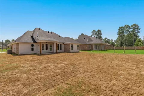 Exterior - 123 Sitka Loop, Haughton, LA 71037 photo 3 of 3