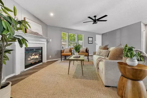 6209 N Highland Cir, Haltom City, TX 76117