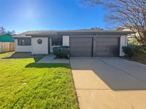 720 E Mission St, Crowley, TX 76036