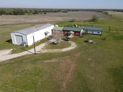 633 Sandusky Rd, Sadler, TX 76264