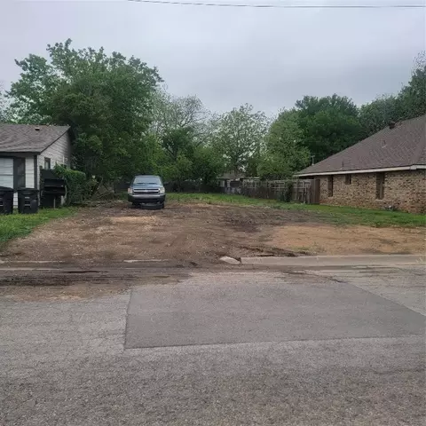 1008 Gleason Ave, Cleburne, TX 76033