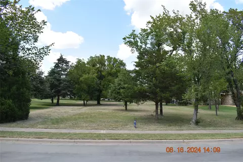 8825 Rumfield Rd, North Richland Hills, TX 76182