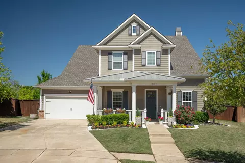 801 Crimson Rd, Lantana, TX 76226