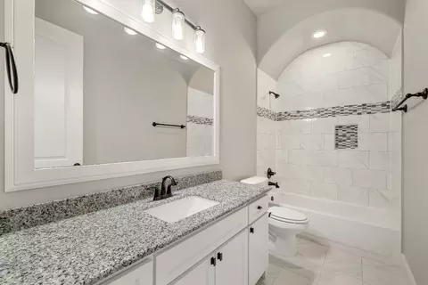 Bath - 4220 Tranquility Ln, Prosper, TX 75078 photo 5 of 7