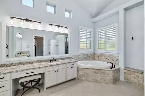 Bath - 4220 Tranquility Ln, Prosper, TX 75078 photo 1 of 7