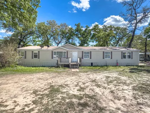 125 County Road 1230, Fairfield, TX 75840