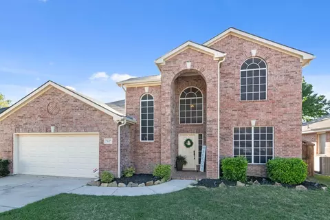 7617 Parkwood Plaza Dr, Fort Worth, TX 76137