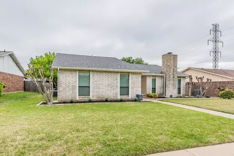 805 Stone Trail Dr, Plano, TX 75023