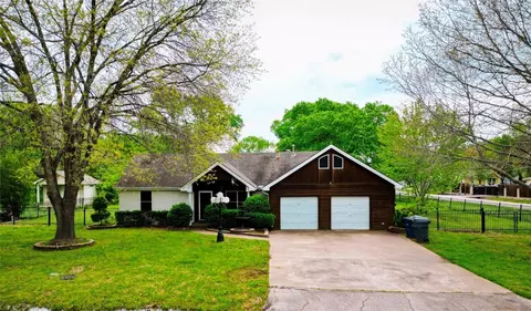 10108 Oakwood Dr, Dallas, TX 75217
