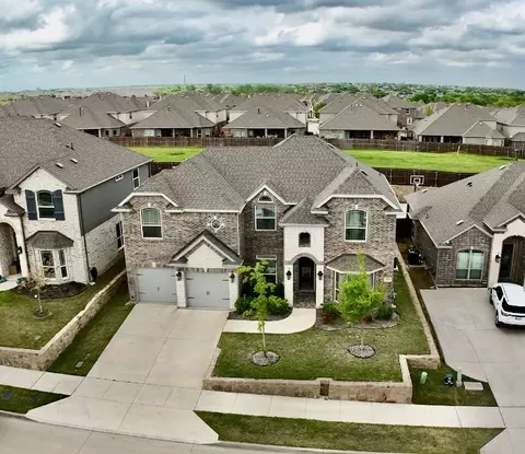 5132 Lake Konawa Dr, Fort Worth, TX 76179
