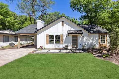 5740 Fursman Ave, Fort Worth, TX 76114