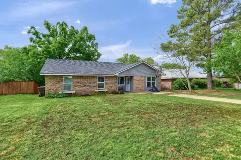 420 E Burrell St, Denison, TX 75021 photo 7
