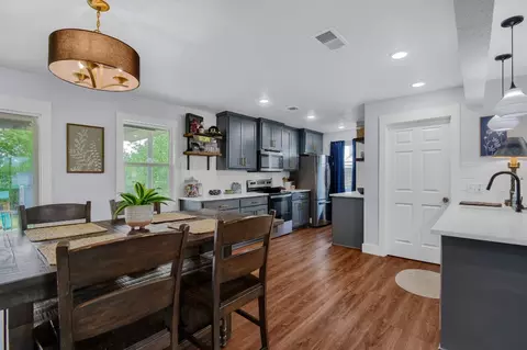 420 E Burrell St, Denison, TX 75021
