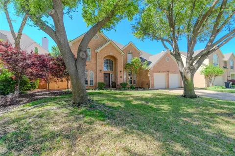 2533 Springhill Dr, Grapevine, TX 76051