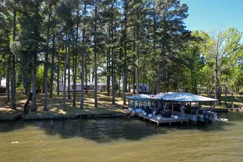 147 Overlook Park Rd, Mount Vernon, TX 75457