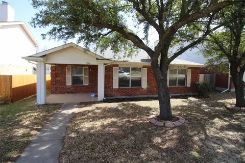 7336 Amber Dr, Dallas, TX 75241