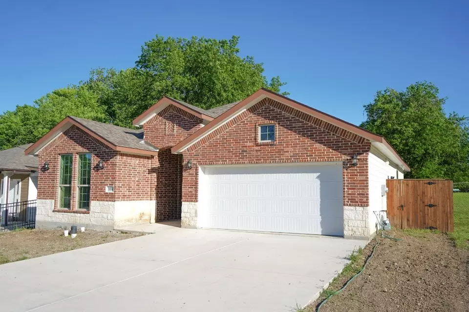 Exterior - 2834 Prosperity Ave, Dallas, TX 75216 photo 2 of 6