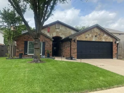 5314 Barberry Dr, Arlington, TX 76018