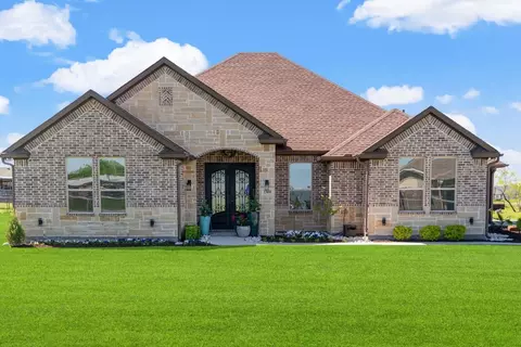 3309 Chinaberry Ln, Joshua, TX 76058