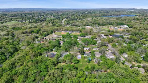 View/Area - 1830 Clark Dr, Denison, TX 75020 photo 7 of 11