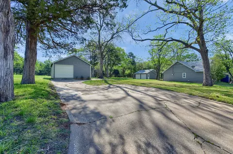 Exterior - 1830 Clark Dr, Denison, TX 75020 photo 11 of 11