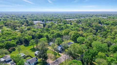 View/Area - 1830 Clark Dr, Denison, TX 75020 photo 3 of 11