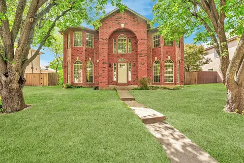 2301 Dana Dr, Rowlett, TX 75088