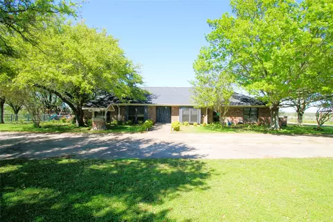 581 County Road 12650, Paris, TX 75462