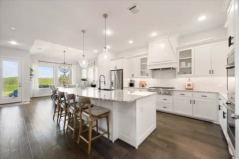 1027 Glen Garden Dr, Roanoke, TX 76262