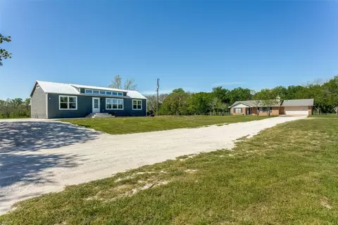 682 B7 Rd, Sanger, TX 76266