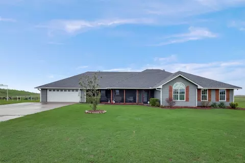 210-215 Southard Dr, Avalon, TX 76623