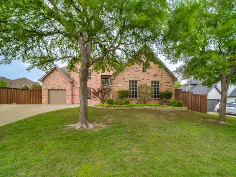 611 Bear Creek Dr, Prosper, TX 75078