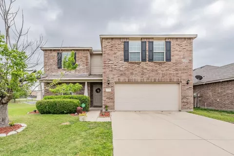 8716 Navigation Dr, Fort Worth, TX 76179