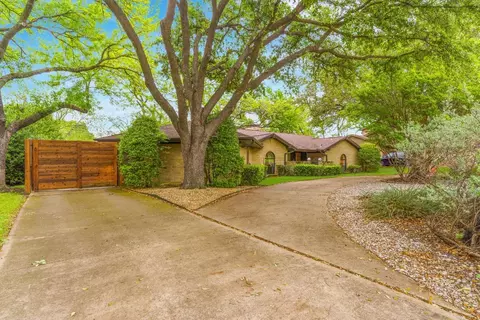 2823 Reedcroft Dr, Farmers Branch, TX 75234