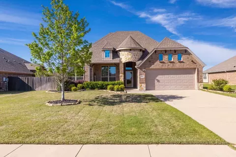 1118 Wolverine Ln, Greenville, TX 75402