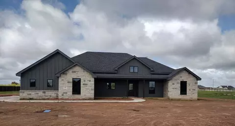 108 Crosswind Trl, Ovalo, TX 79541