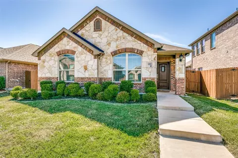 4003 Rain Lilly Dr, Forney, TX 75126