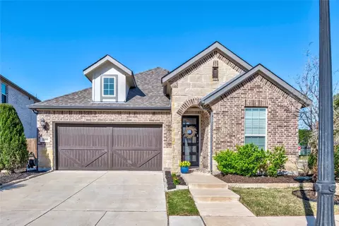 2100 Spencer Ln, Carrollton, TX 75010