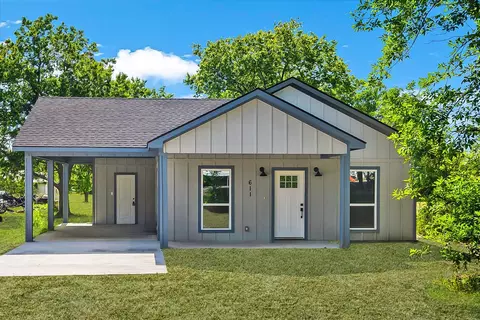 611 N Us Highway 69, Celeste, TX 75423