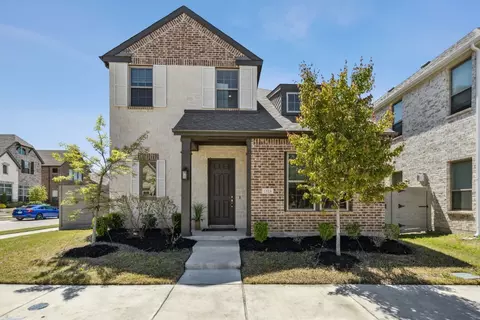 5515 Depot Dr, Sachse, TX 75048