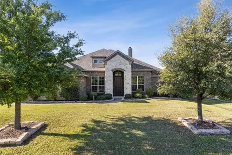 1241 Twisting Wind Dr, Haslet, TX 76052