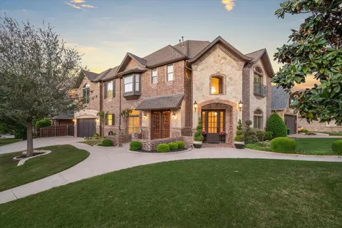 3401 Grayson Ct, Hurst, TX 76054