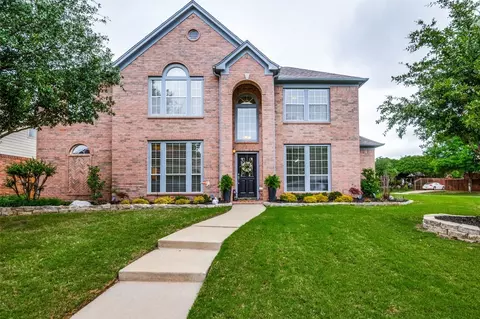 911 Creekbend Dr, Keller, TX 76248