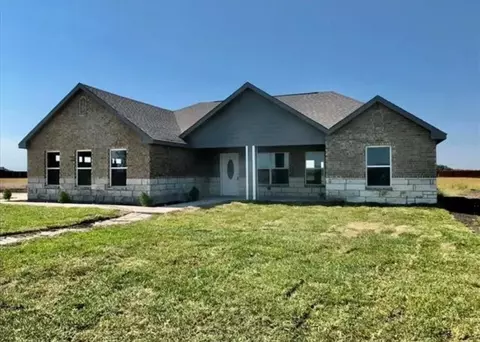7431 Star Trl, Crandall, TX 75114