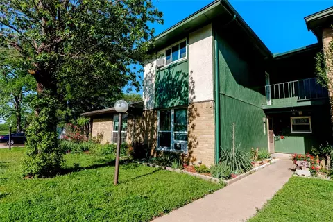 1402 S Carrier Pkwy #304, Grand Prairie, TX 75051