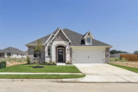 1640 Elle Ln, Aubrey, TX 76227