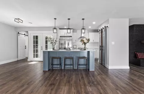 213 SW Moody, Burleson, TX 76028