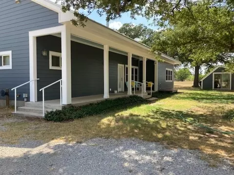 601 Godfrey Rd, Comanche, TX 76442 photo 2